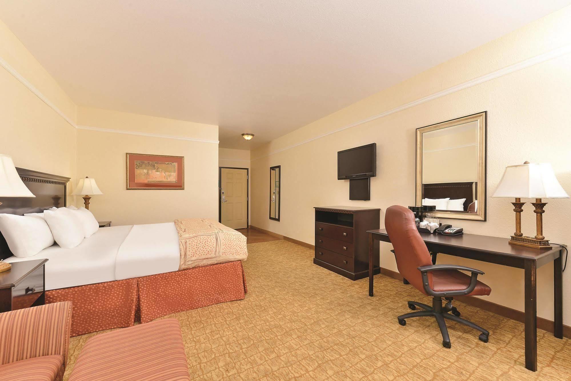 La Quinta By Wyndham Abilene Mall מראה חיצוני תמונה