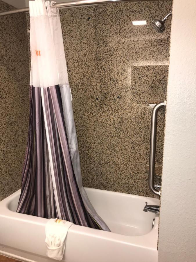 La Quinta By Wyndham Abilene Mall מראה חיצוני תמונה